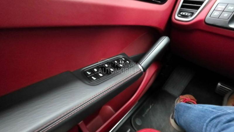 Porsche Cayenne Cayenne S Coupe