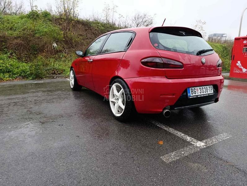 Alfa Romeo 147 Q2