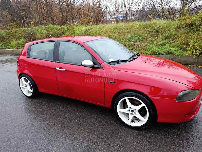Alfa Romeo 147 Q2