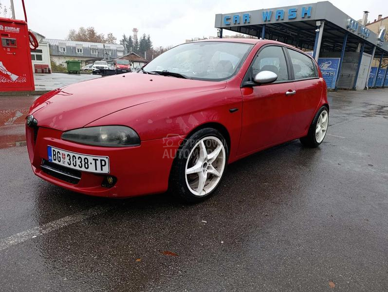 Alfa Romeo 147 Q2