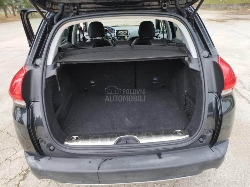 Peugeot 2008 1.2ehpt