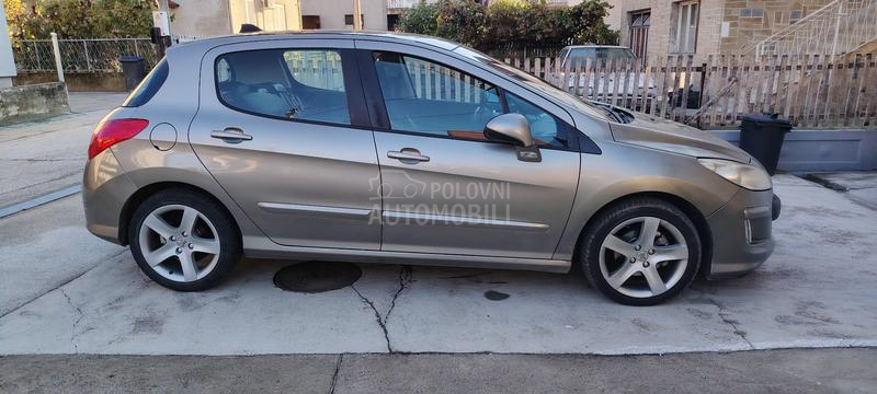 Peugeot 308 1.6HDI Excluziv