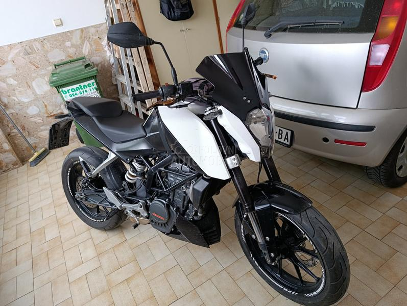 KTM Duke 200