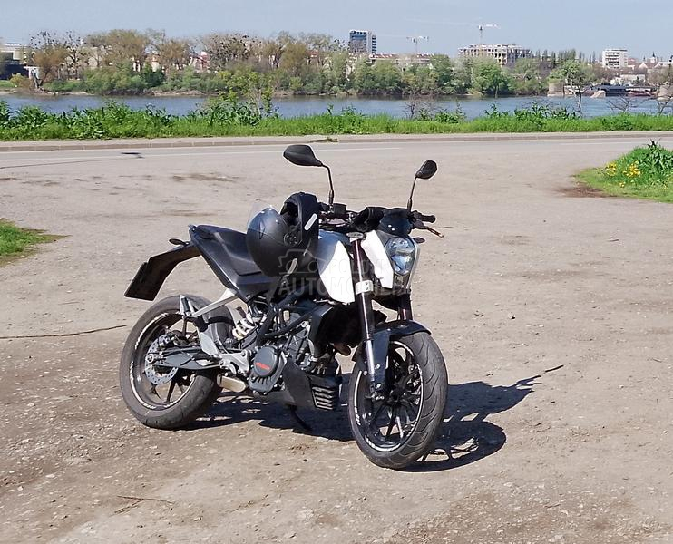 KTM Duke 200