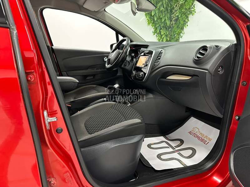 Renault Captur 0.9 TCe INTENS