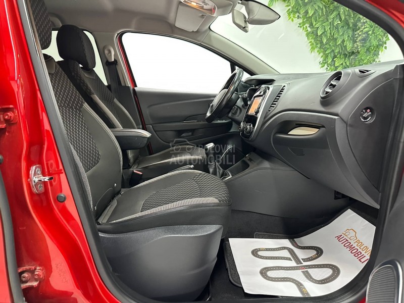 Renault Captur 0.9 TCe INTENS