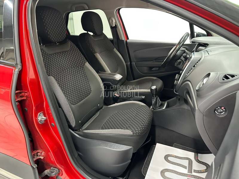 Renault Captur 0.9 TCe INTENS