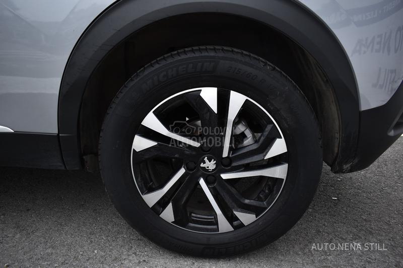 Peugeot 2008 1.2 Allure AT