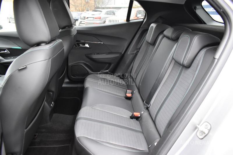 Peugeot 2008 1.2 Allure AT