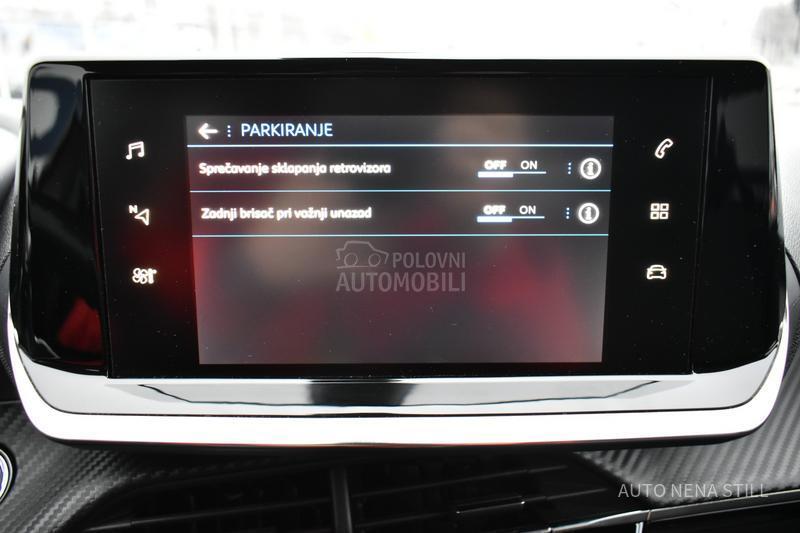 Peugeot 2008 1.2 Allure AT