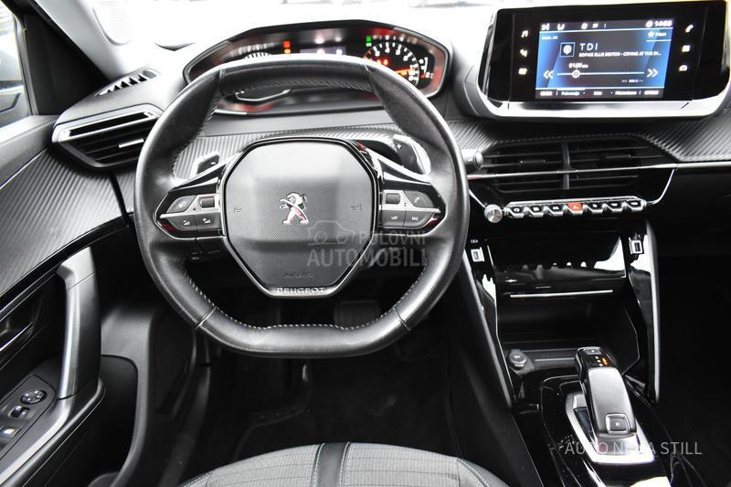 Peugeot 2008 1.2 Allure AT