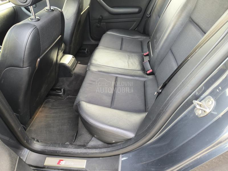 Audi A4 s line