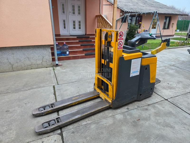 Jungheinrich ERD 220 top stanje