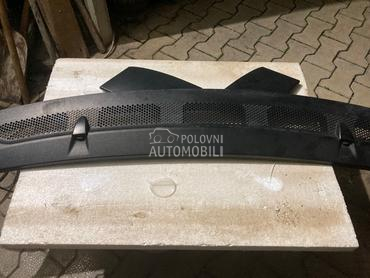 resetka plastika prskalica za Mercedes Benz A 140, A 150, A 160 ... od 2004. do 2011. god.