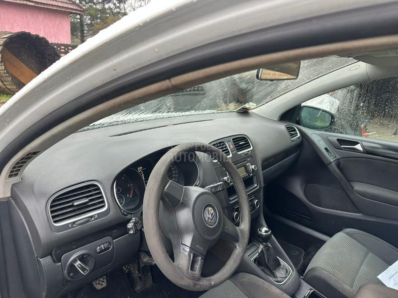 Volkswagen Golf 6 