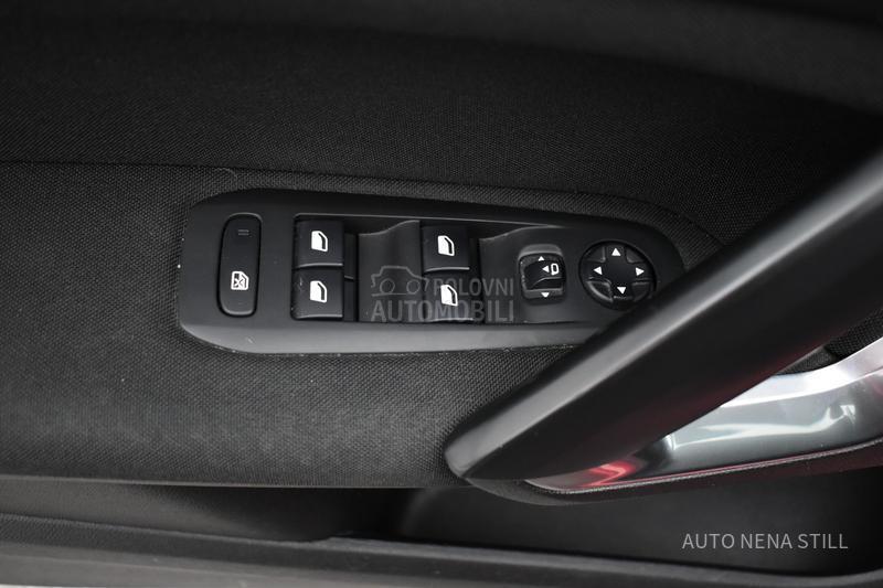 Peugeot 308 Active 1.2 MT