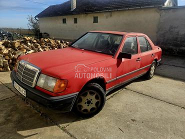 Mercedes Benz 200D