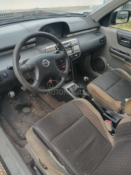 Nissan X-Trail 2.0
