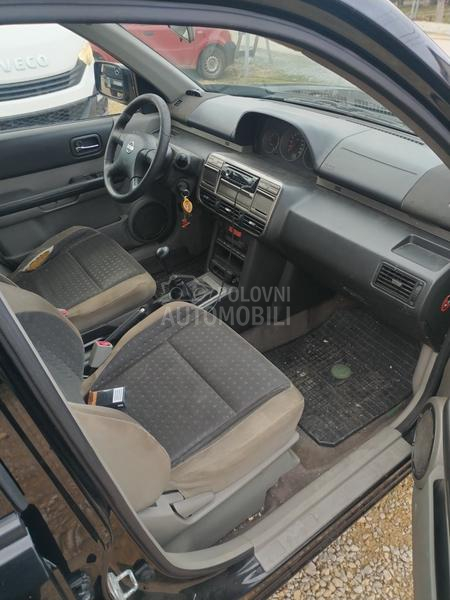 Nissan X-Trail 2.0