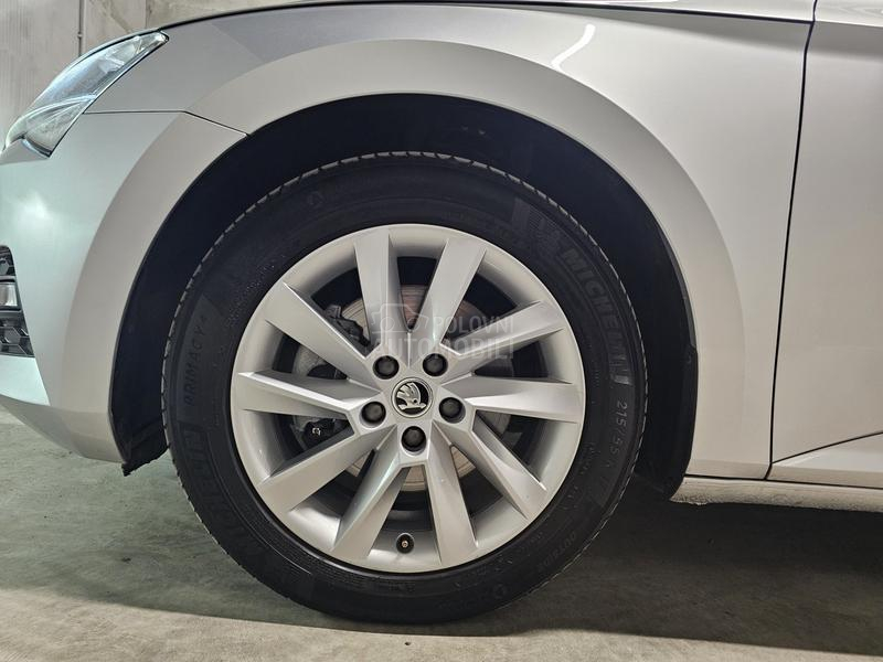 Škoda Superb 2.0 TDI DSG Ambition