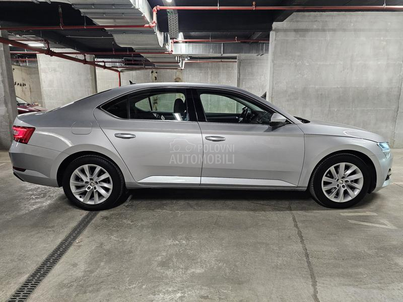 Škoda Superb 2.0 TDI DSG Ambition