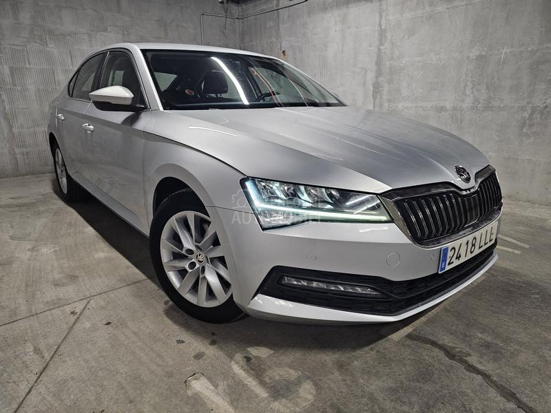 Škoda Superb 2.0 TDI DSG Ambition