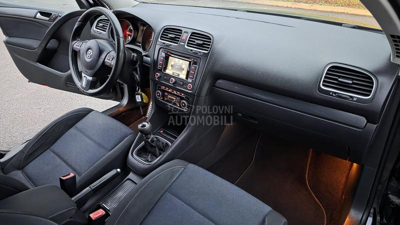 Volkswagen Golf 6 1,6TDI HIGH LINE