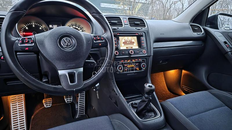 Volkswagen Golf 6 1,6TDI HIGH LINE