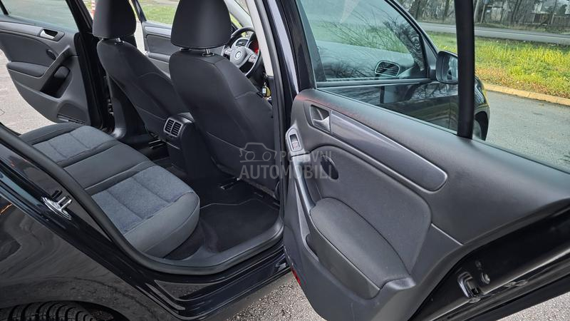 Volkswagen Golf 6 1,6TDI HIGH LINE