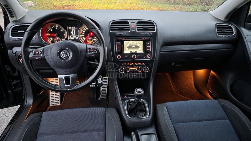 Volkswagen Golf 6 1,6TDI HIGH LINE