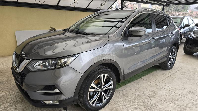 Nissan Qashqai 1.5 dci F U U L