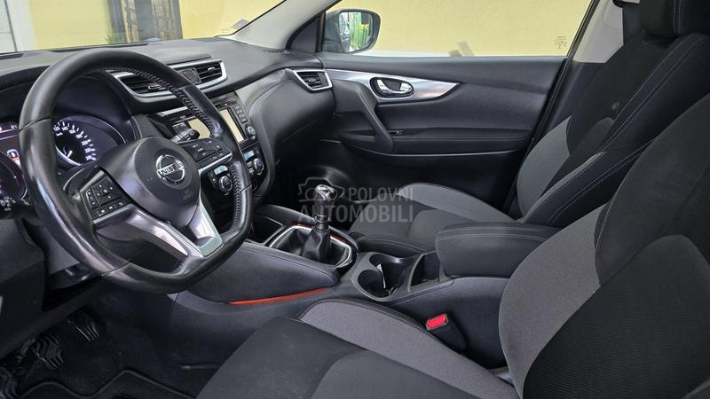 Nissan Qashqai 1.5 dci F U U L