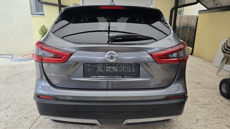 Nissan Qashqai 1.5 dci F U U L