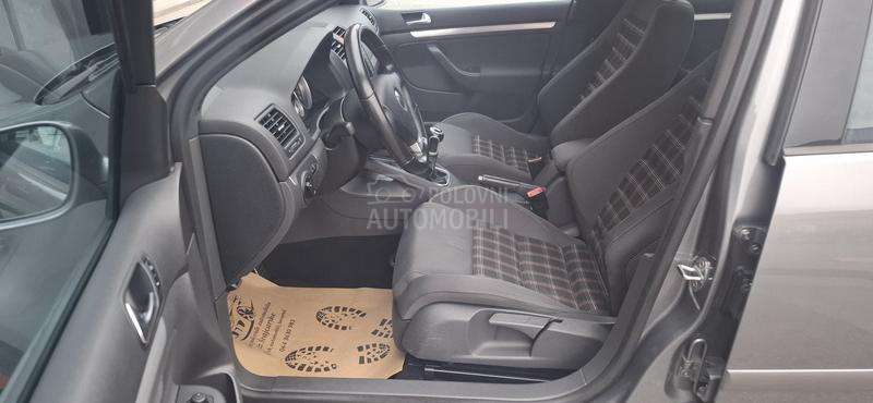 Volkswagen Golf 5 GTI