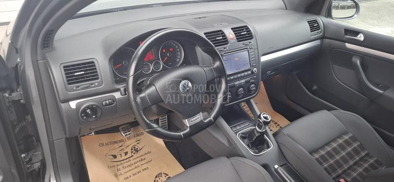 Volkswagen Golf 5 GTI