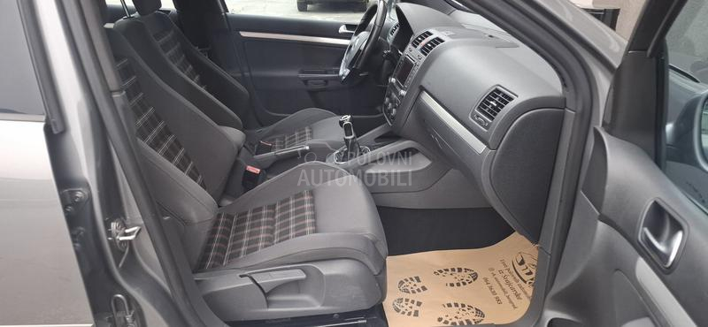 Volkswagen Golf 5 GTI