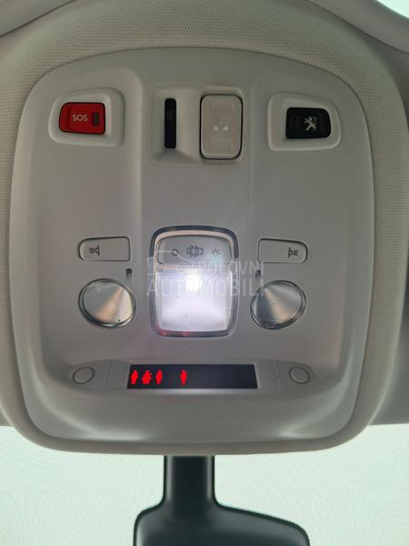 Peugeot 308 1.6 hdi/ pano