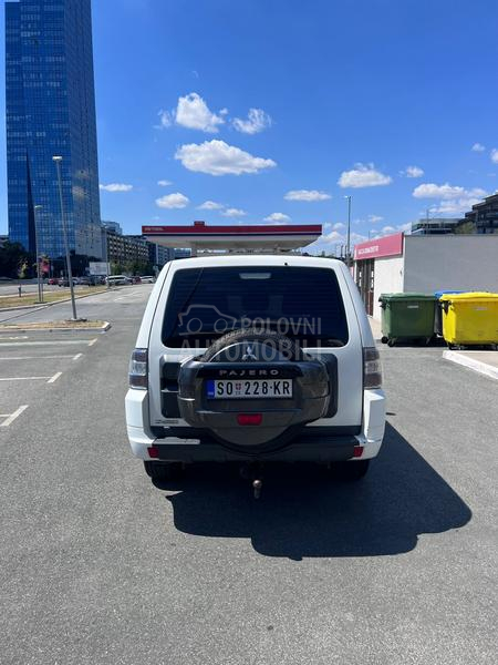 Mitsubishi Pajero 3.2