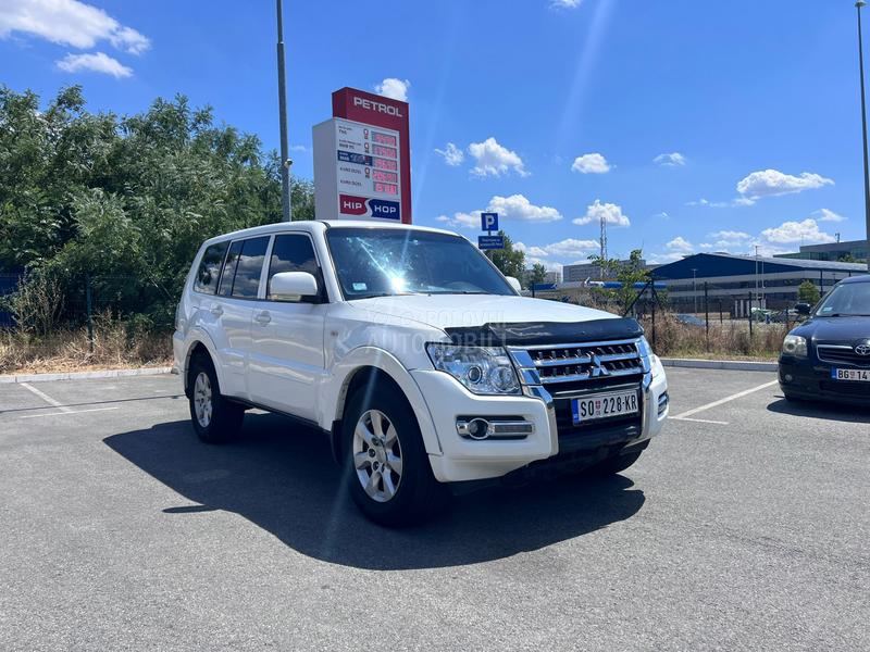 Mitsubishi Pajero 3.2