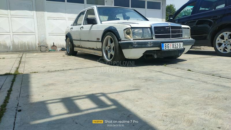 Mercedes Benz 190 