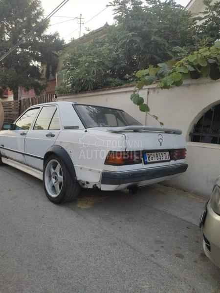 Mercedes Benz 190 