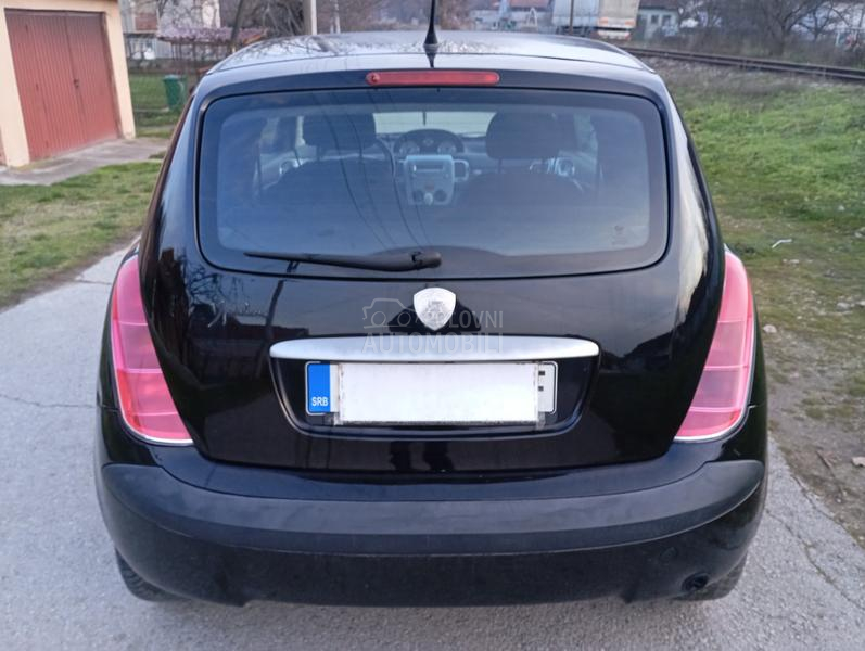 Lancia Ypsilon 1,4  BEN-TNG