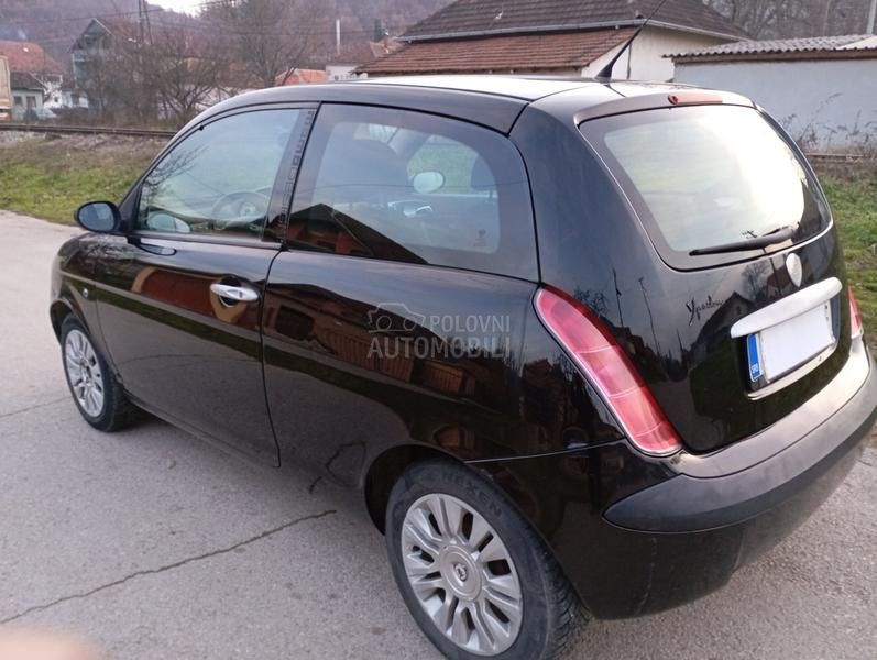 Lancia Ypsilon 1,4  BEN-TNG