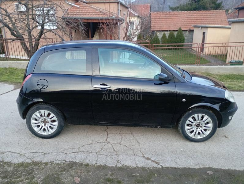 Lancia Ypsilon 1,4  BEN-TNG