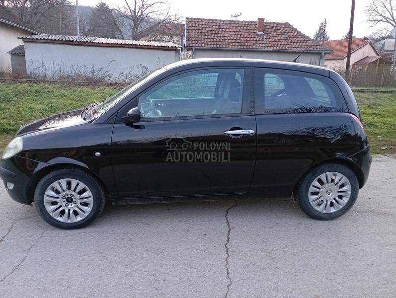 Lancia Ypsilon 1,4  BEN-TNG
