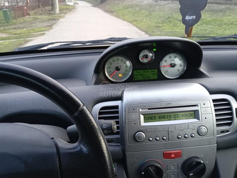 Lancia Ypsilon 1,4  BEN-TNG