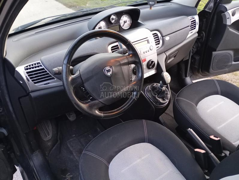 Lancia Ypsilon 1,4  BEN-TNG
