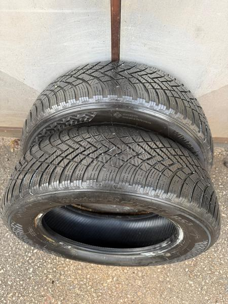 Hankook 205/60 R16 Zimska