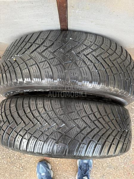 Hankook 205/60 R16 Zimska