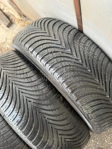 Michelin 215/65 R17 Zimska